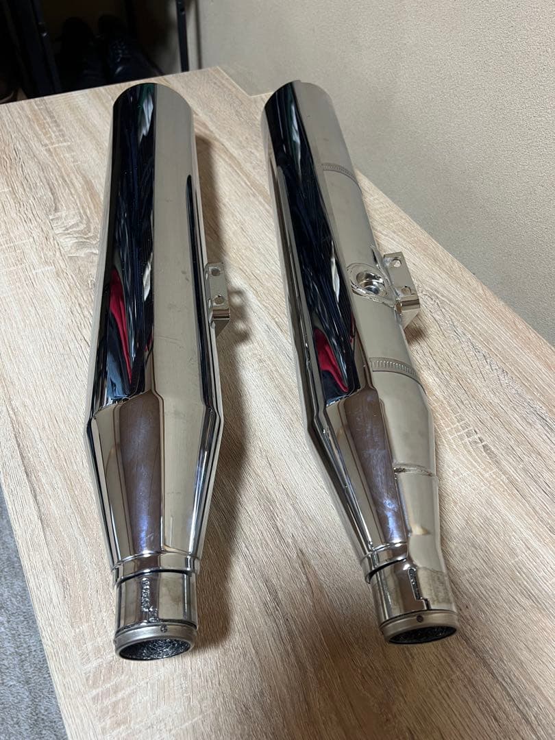 ハーレー　ソフテイルスタンダード　純正マフラー 福岡市西区のハーレーダビッドソン中古車販売・修理・カスタム