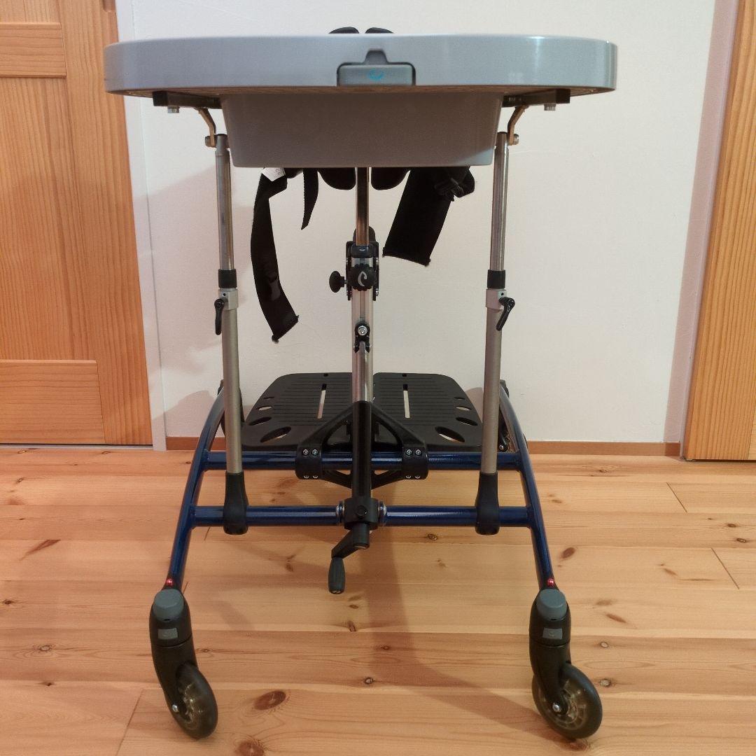 mika honda　子供用立位台　Toucan　トゥーキャン