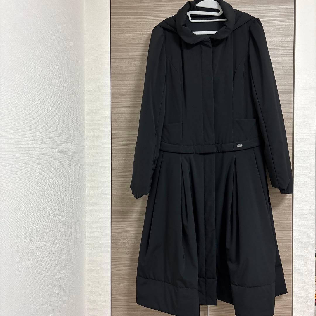 フォクシー レイニーショートロング 中綿コート黒40 - メルカリ
