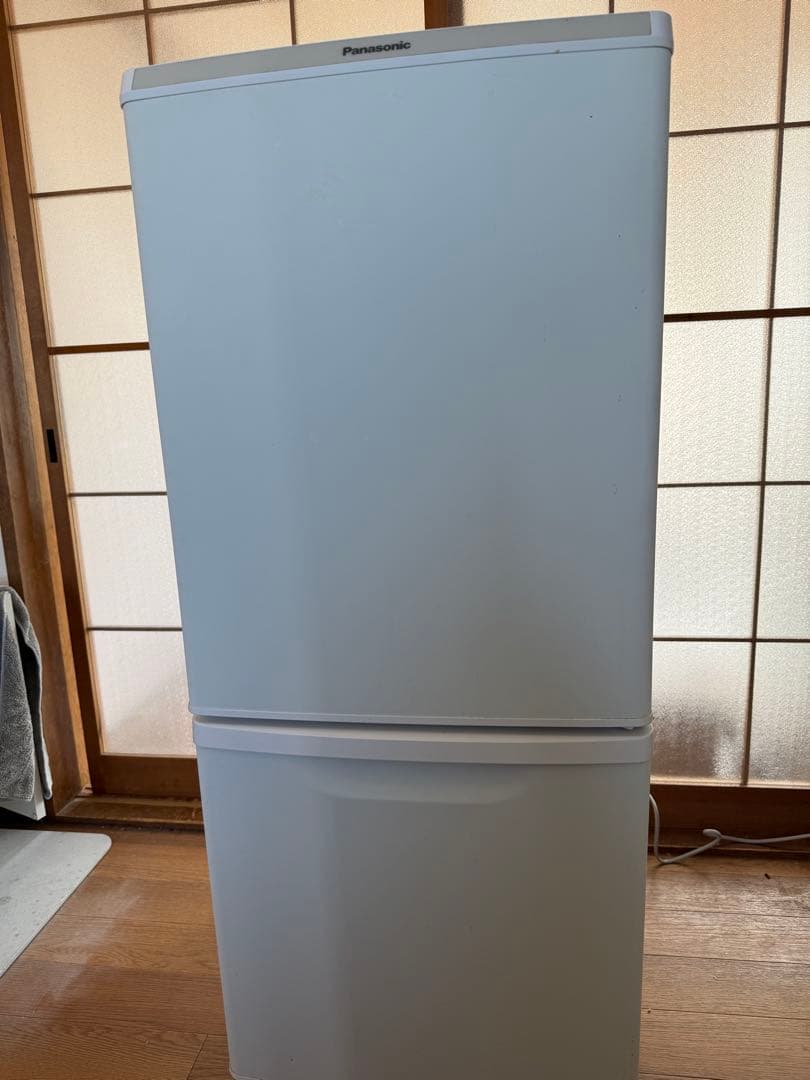 Panasonic 冷蔵庫 138L 2021年製　NR-B14FW-W Amazon.co.jp: パナソニック 冷蔵庫 幅48cm 138L マットバニラホワイト