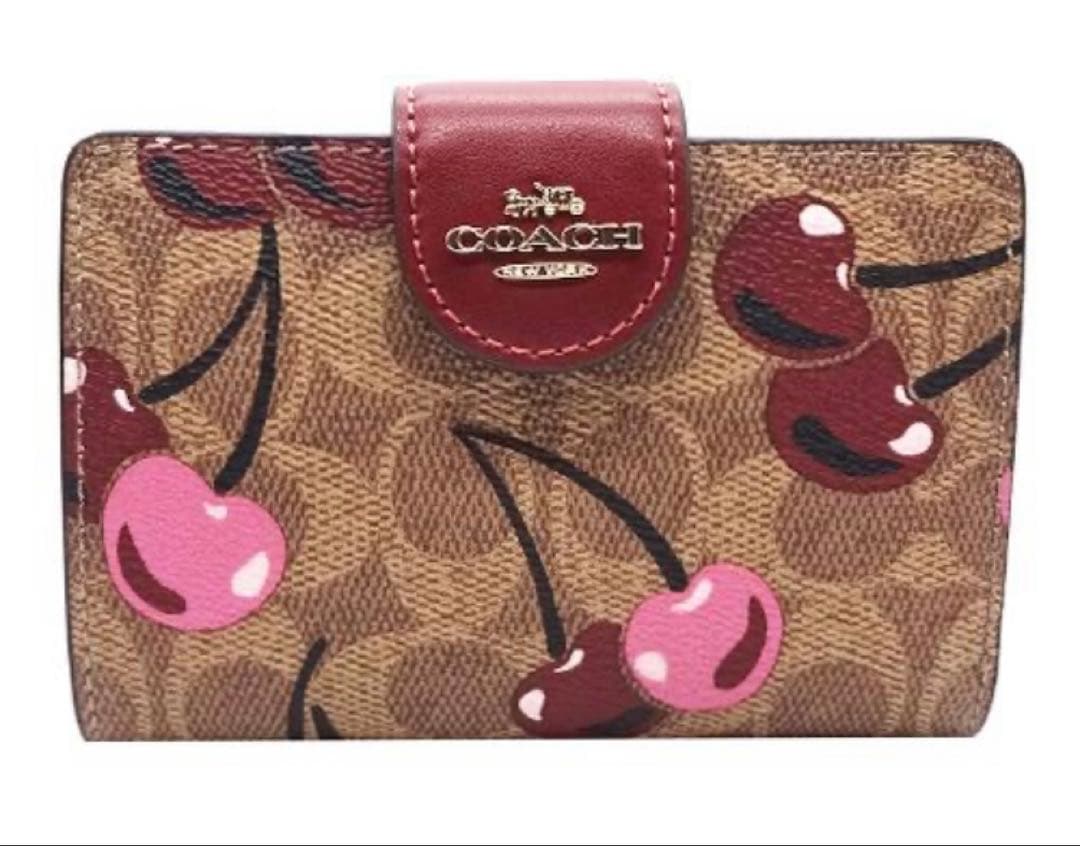 COACH 二つ折り財布 シグネチャー チェリー柄 CZ342 COACH（コーチ） COACH財布 折り財布 新作 新品 シグネチャー チェリー