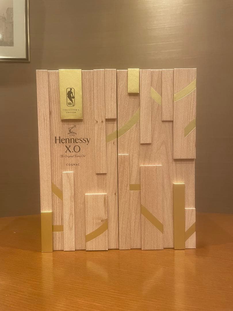 Hennessy XO NBAコレクターズエディション 700ml Hennessy XO NBAコレクターズエディション 700ml 【公式通販】