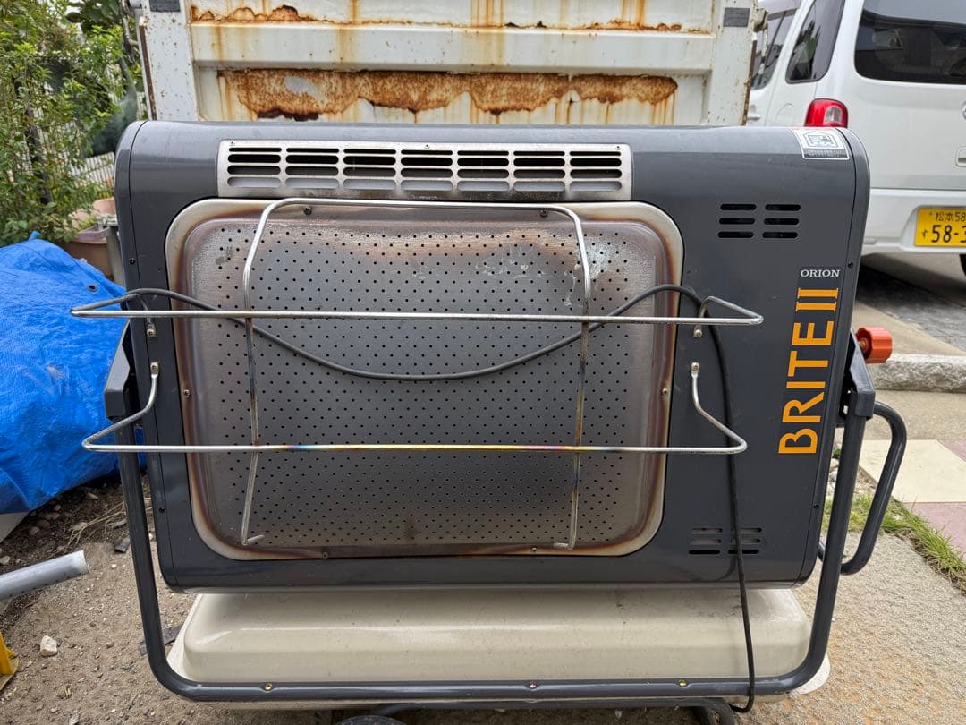 BRITE II 石油ファンヒーター 100V 130W ダイニチ Dainichi 石油ファンヒーター 木造10畳 コンクリート13畳