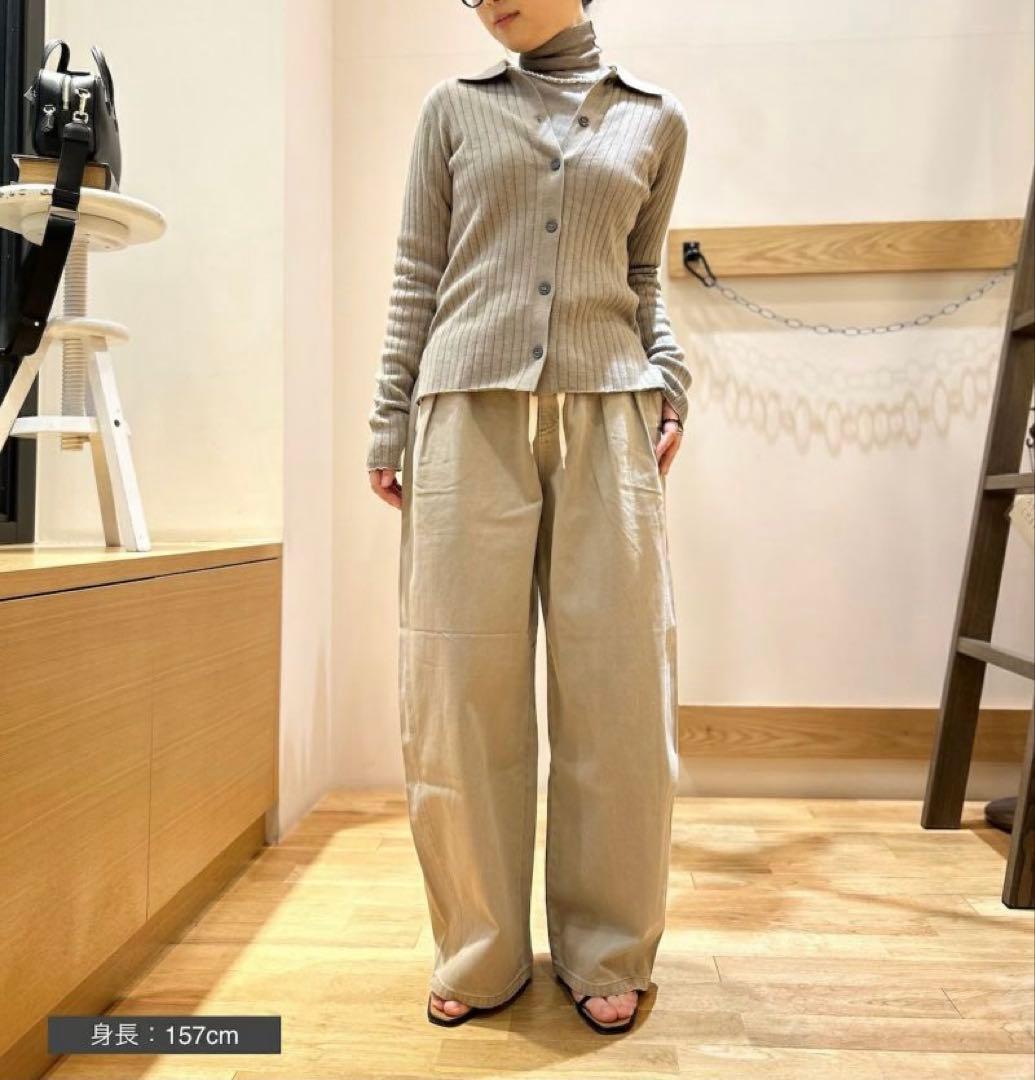 今期美品⭐︎マレットメット⭐︎CLOCHE 紐付きバレルデニムパンツ サイドスリットビジューデニムパンツ/MAJESTIC LEGON(マジェスティック