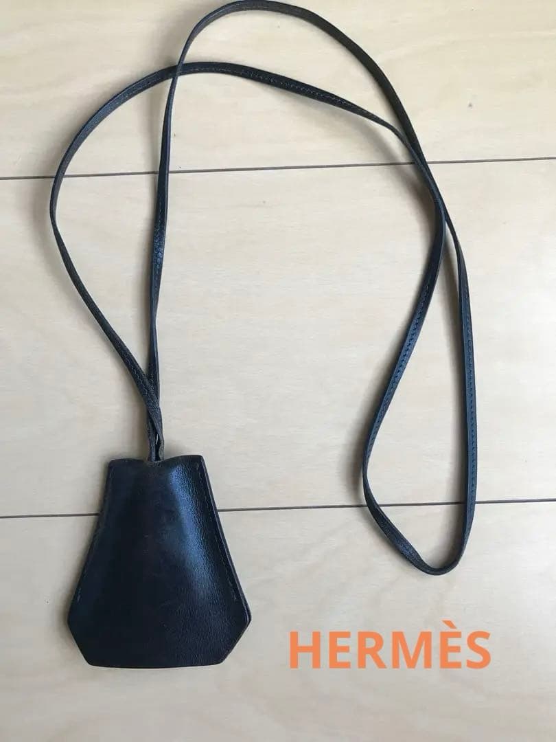 エルメス　クロシェット　ネックレス　キーリング　ケース　ブラック　キーホルダー HERMES（エルメス） （新品・未使用品）エルメス クロシェット