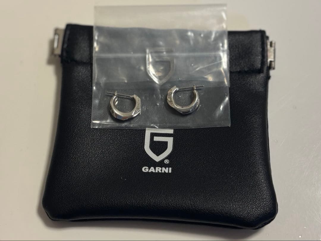 GARNI Crockery Pierce クロッケリー　ピアス　左右両耳セット GARNI - 【残りわずか】Crockery Double Pierce 右耳用(SILVER