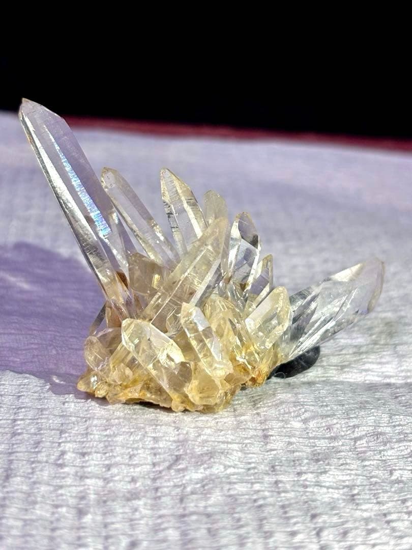 【超希少】天然ヒマラヤ水晶 (インド/サインジ産) 原石 鉱物標本 レア産地 インド/サインジ渓谷産]ヒマラヤ水晶クラスター/原石 - 埼玉県吉川市の