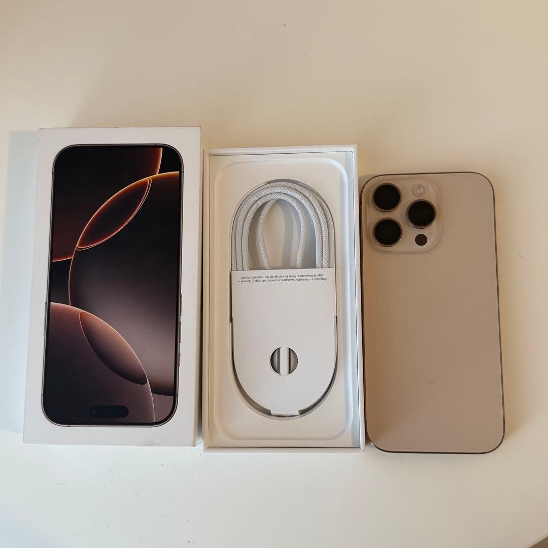 iPhone 16 Pro デザートチタニウム 本体 充電ケーブル付き iPhone 16 Pro 256GB - デザートチタニウム（SIMフリー）[整備済製品