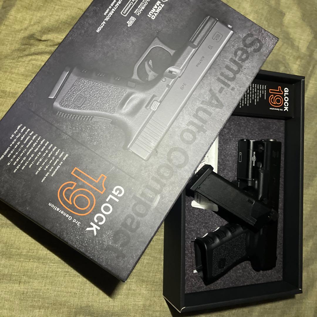 く*じ様 GLOCK 19 ガスガン 東京マルイ 東京マルイ: ハンドガン本体 グロック19 Gen.5 + スペアマガジン2本