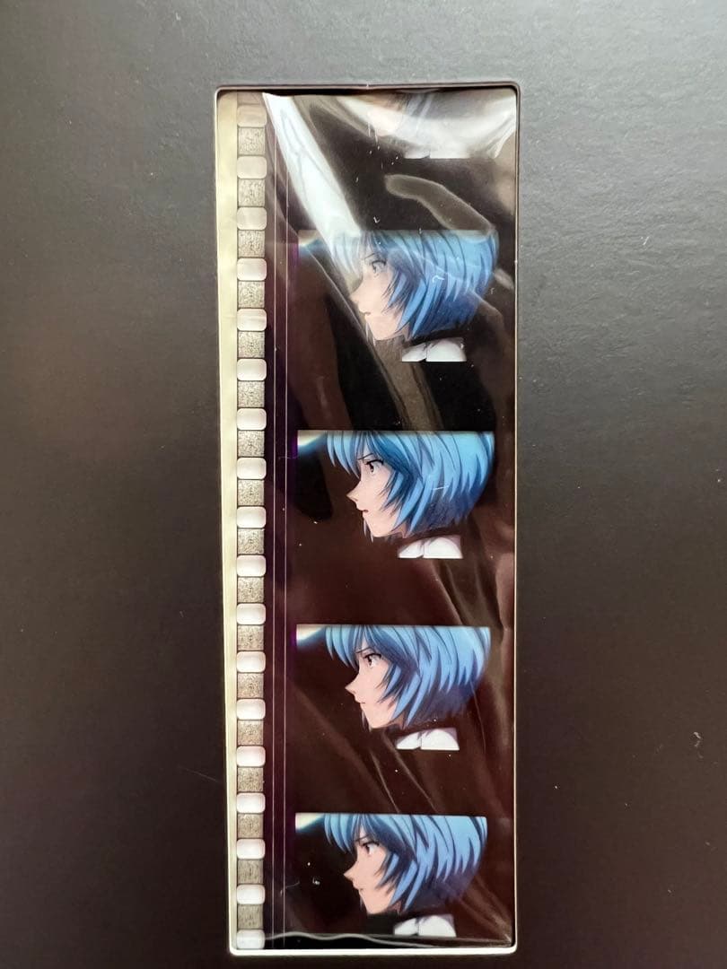 【名シーン】エヴァンゲリオン新劇場版　一点物　綾波レイ生フィルム付DVD グッズ シン・エヴァンゲリオン劇場版』に登場したロングヘアの綾波レイが