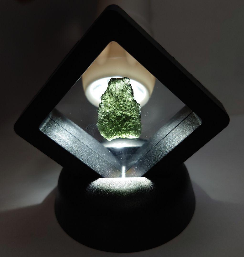 モルダバイト 3.2g 　標本ケース付き　インパクトガラス