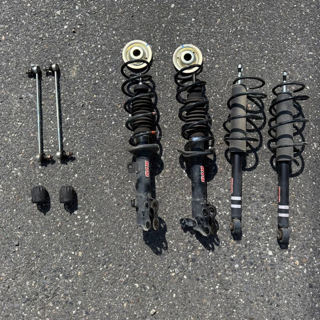SUZUKI アルトワークスHA36SKYB KAYABAサスペンションキット KYB LKIT-HA36W2B KYB カヤバ ローファースポーツ 純正形状ローダウン
