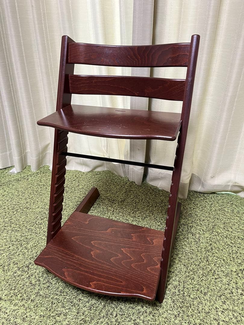 ストッケ 木製ベビーチェア STOKKE ダークブラウン ストッケ(STOKKE)｜トリップトラップ｜オーク ウォームブラウン