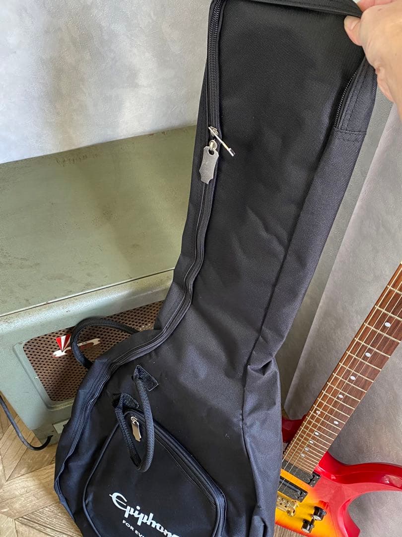 TARGET ターゲット　ギター