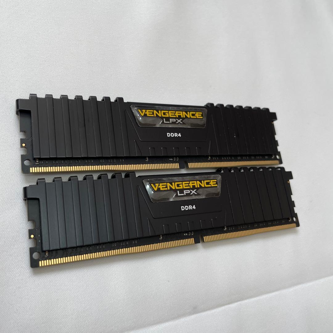 ①Corsair DDR4 2133 PC4-17000 合計32GB 大容量】32GB DDR4-17000 DDR4-2133 デスクトップPC用 メモリ 4枚組