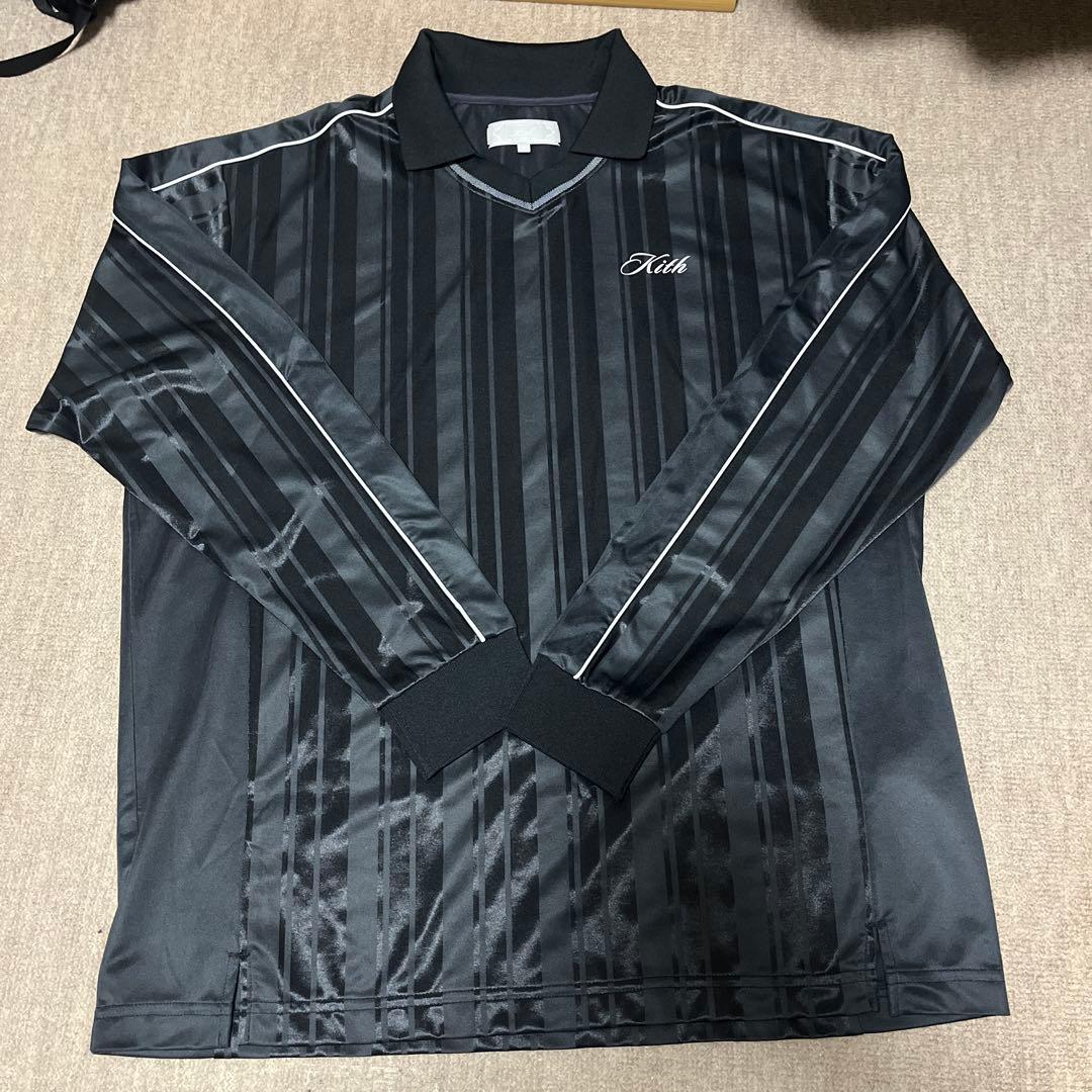 Kith Football Tee ロングスリーブ AAKD4703-Front.jpg?v=