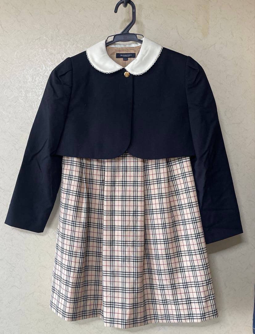 BURBERRY LONDON 女児フォーマル セットアップ 130 Burberry フォーマルドレス 130 入学式 卒園式 お受験 セットアップ