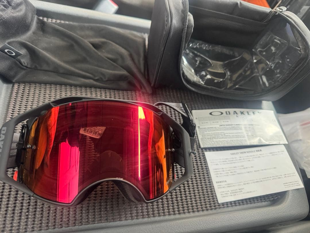 OAKLEY ゴーグル 赤 レンズ ケース付き 楽天市場】oakley gogglesの通販