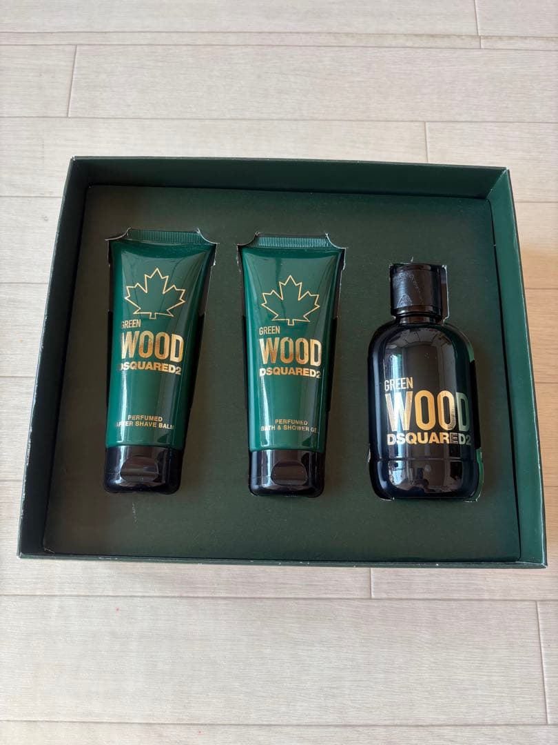 プロちゃん 【未使用品】DSQUARED2 グリーンウッド ギフトセット 71XGMTrF0YL.jpg_BO30,255,255,