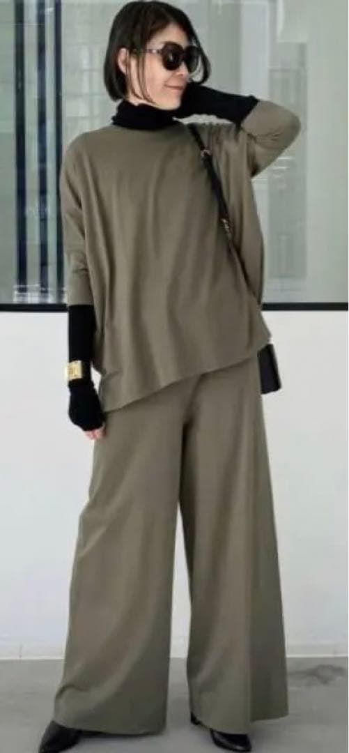 アパルトモン　FluTTER カーキセットアップ Women's The A&F Giselle Pleated Jumpsuit | Women's Clearance