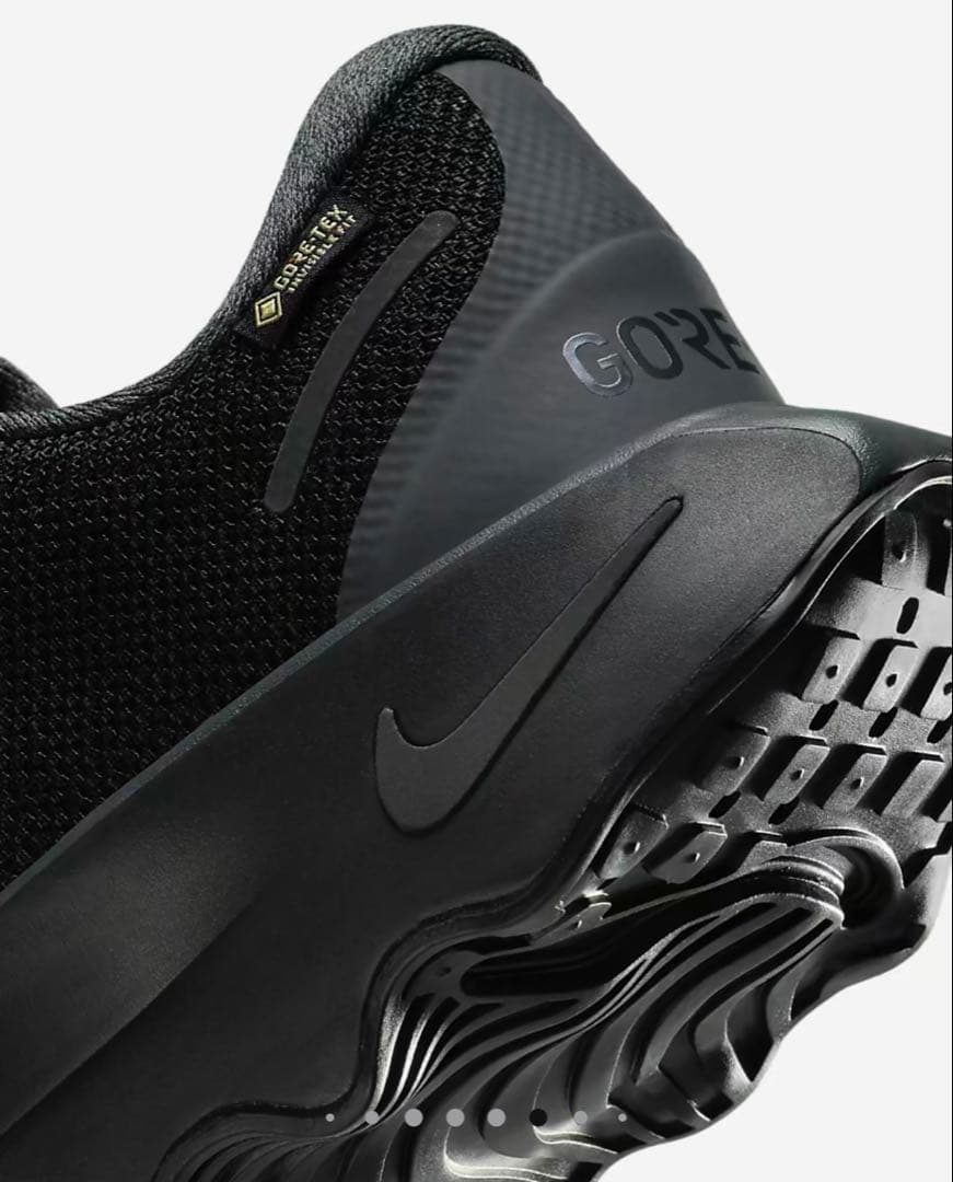 【新品】NIKE ナイキ モティバ GORE-TEX 24cm