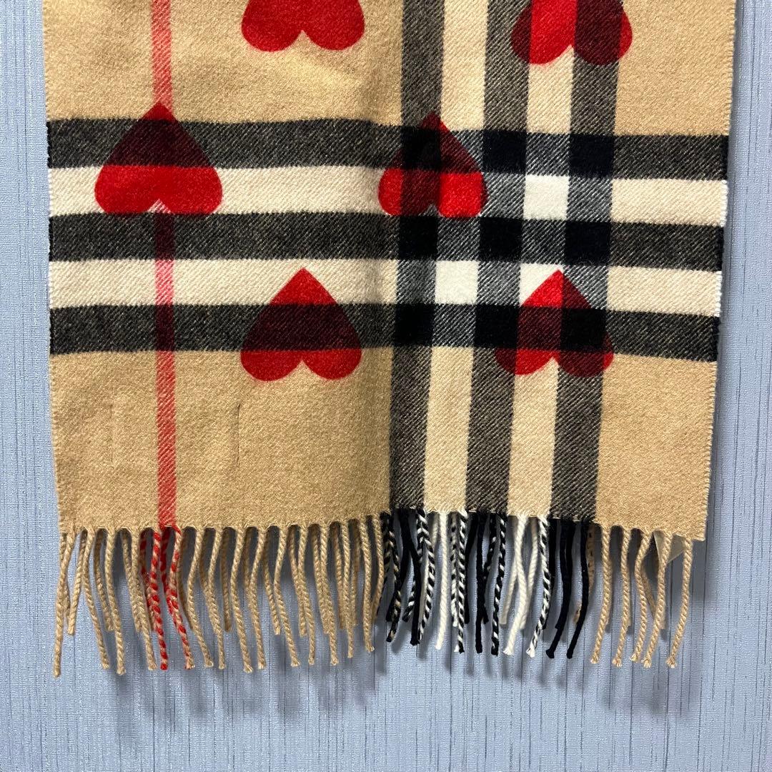 《アフターサービスカード付き》バーバリー　ハート　カシミヤマフラー