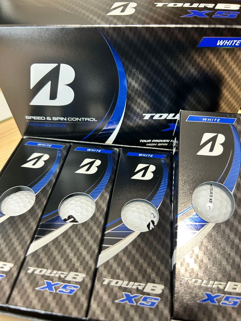 【つよぽん】TOUR B XS 2022年モデル 白 12球 3箱 BRIDGESTONE GOLF ブリヂストン ゴルフ ボール 1スリーブ 3球入り 3個