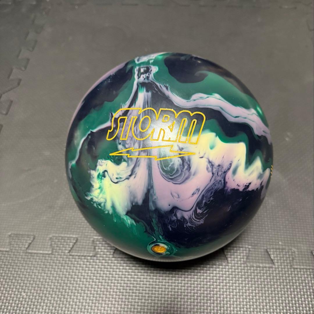 STORM イクイノックス・ソリッド 14ポンド - メルカリ