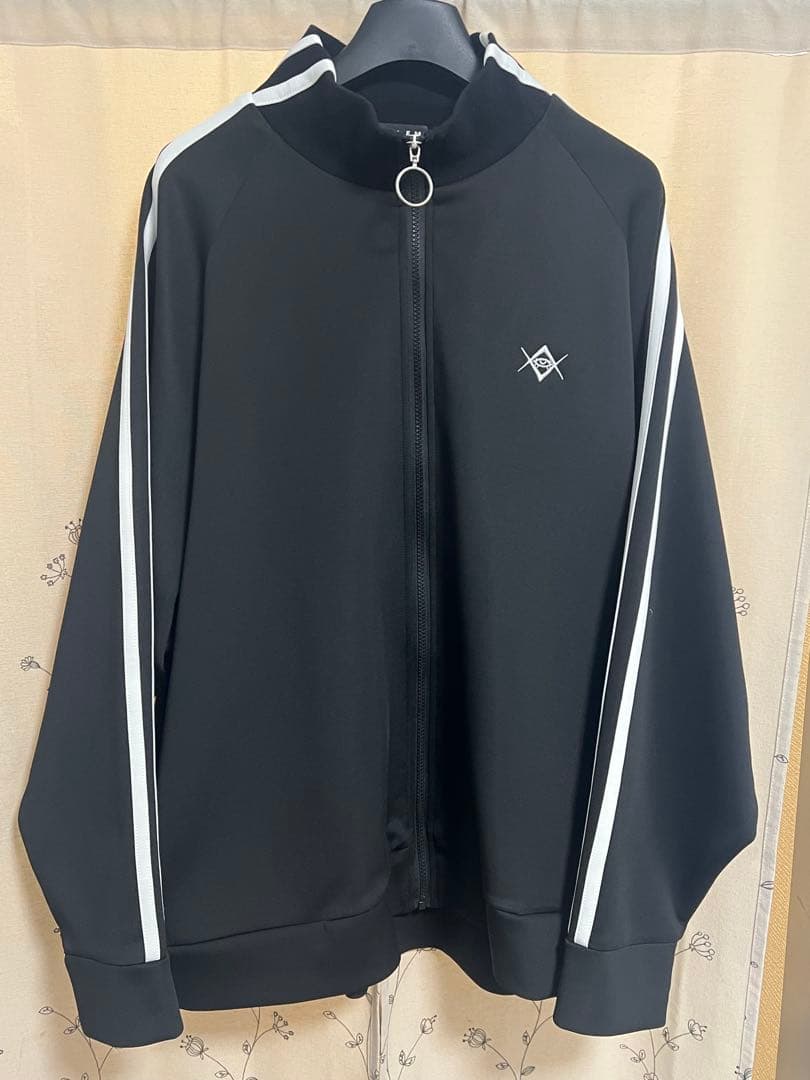 『REFLEM/レフレム』コフィンプリントトラックジャケット ジャージ REFLEM（レフレム）の「『REFLEM/レフレム』コフィンプリントトラック