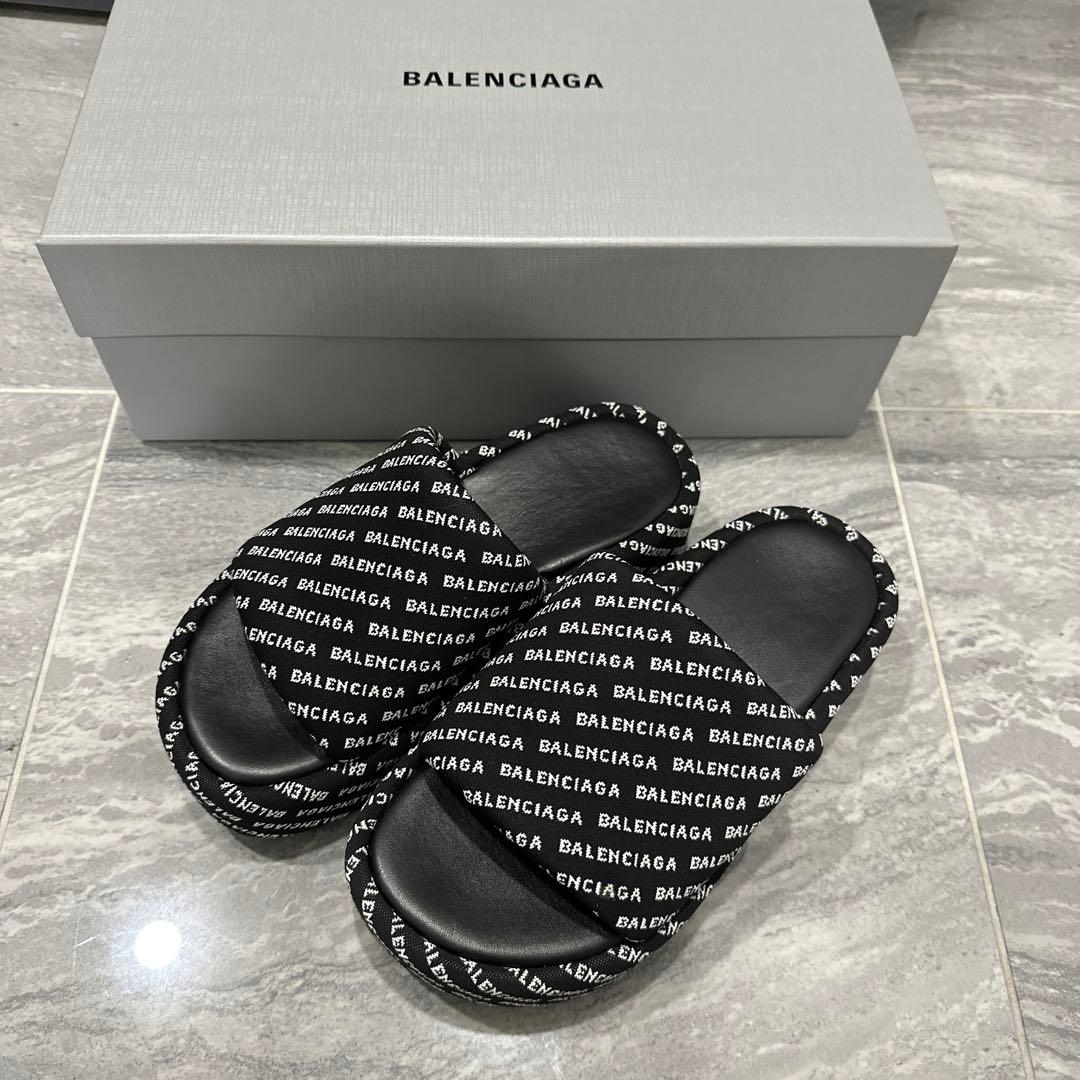 PHS　BALENCIAGA ロゴサンダル バレンシアガ BALENCIAGA - ブラック / メンズ POOL SLIDE サンダル | LATIN EVE
