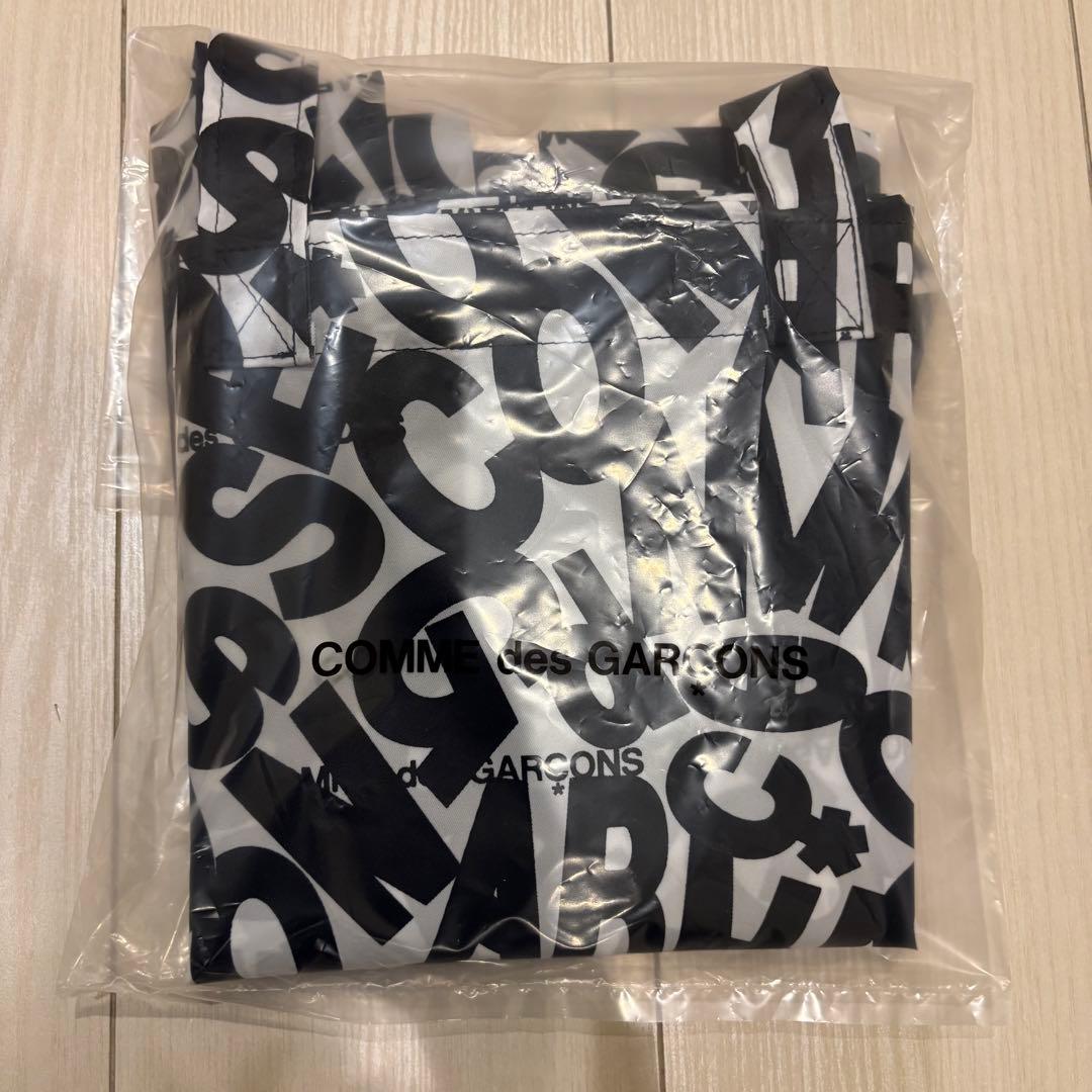 COMME des GARÇONS ホリデー ロゴ トートバッグ 新品 - メルカリ