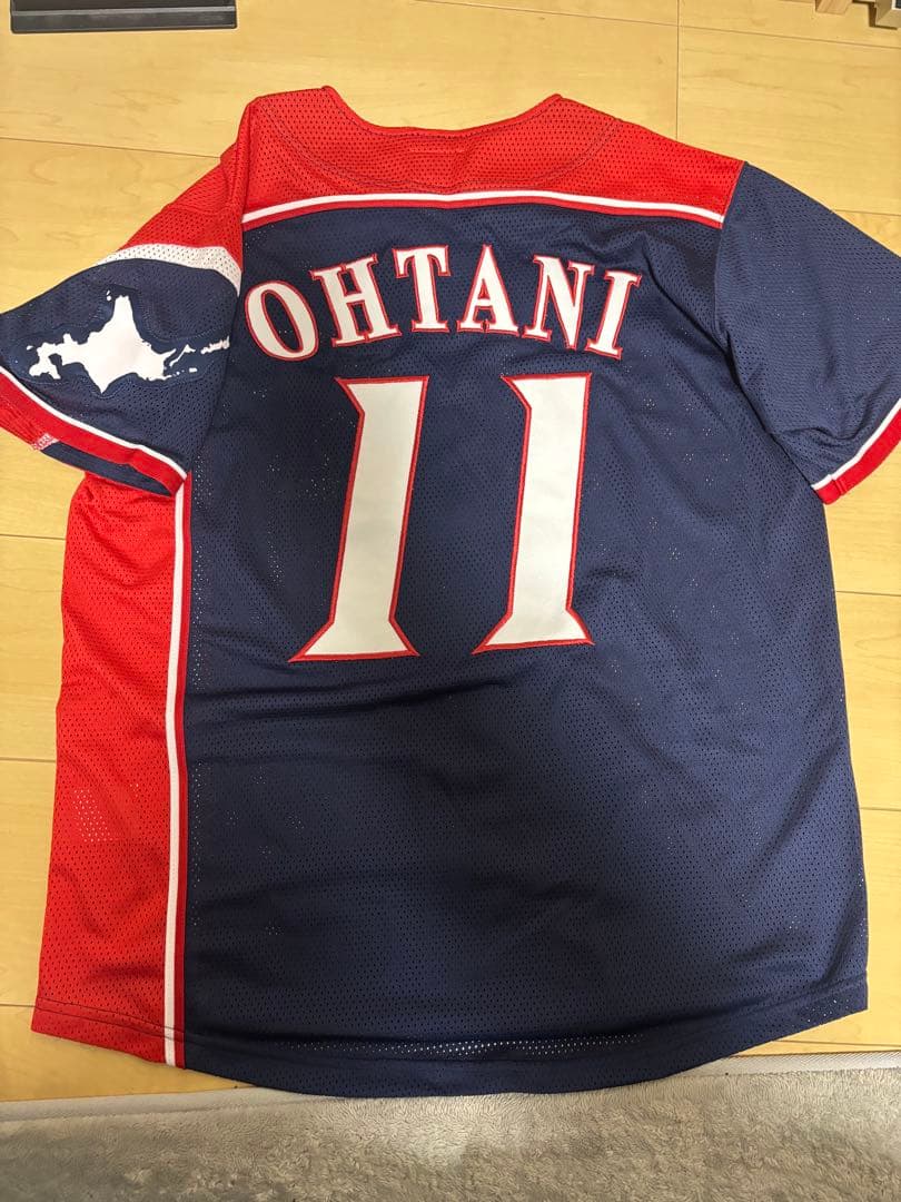 日本ハムファイターズ 大谷翔平 AMBITIOUS ユニフォーム S 送料無料 即決 日本ハムファイターズ 大谷翔平選手ユニフォーム S