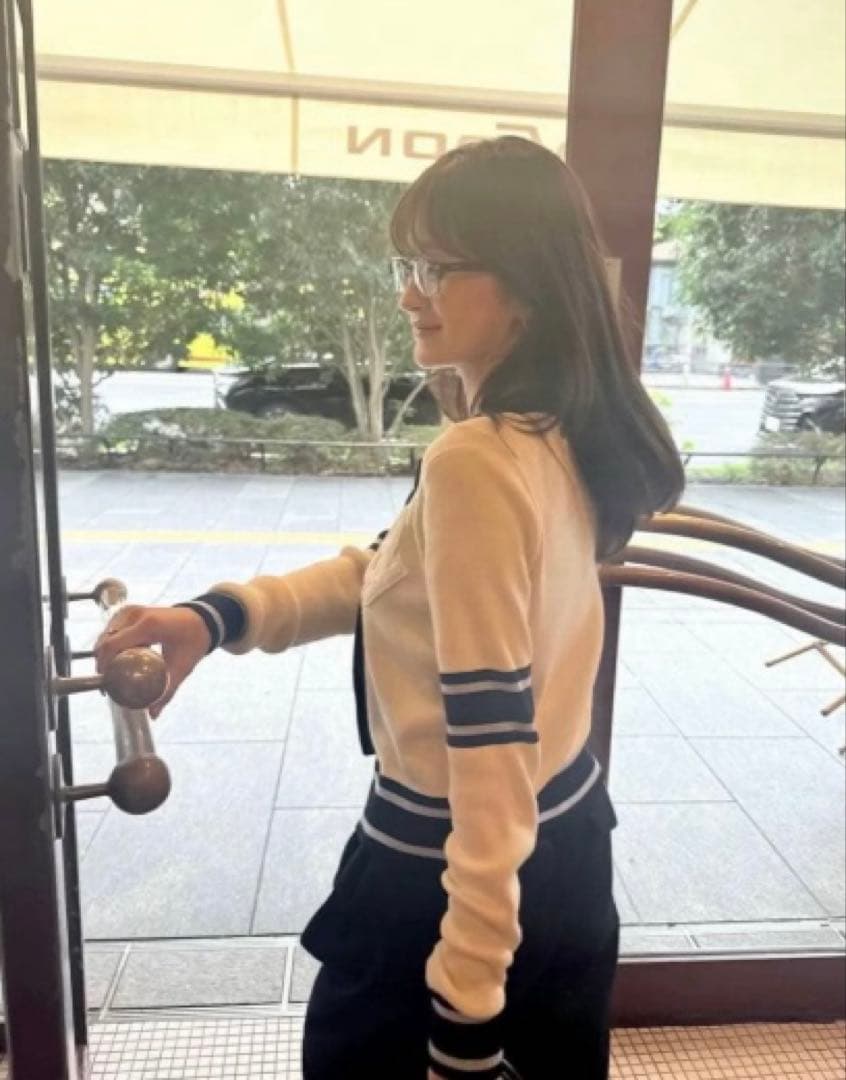 Bibiy B. CLUB TIE CARDIGAN カーディガン ホワイト - メルカリ