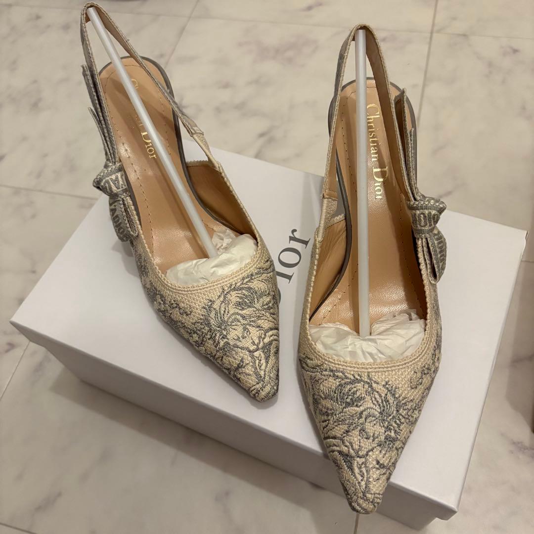 OneMall provides Mercari products: Dior スリングバックパンプス 36