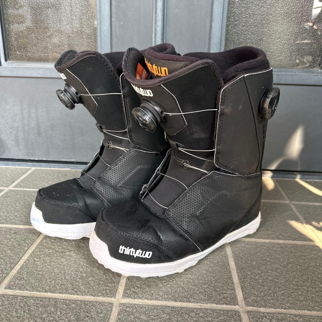 【本日発送】thirtytwo スノーボードブーツ ブラック thirtytwo (サーティーツー) スノーボードブーツ メンズ SIZE 42