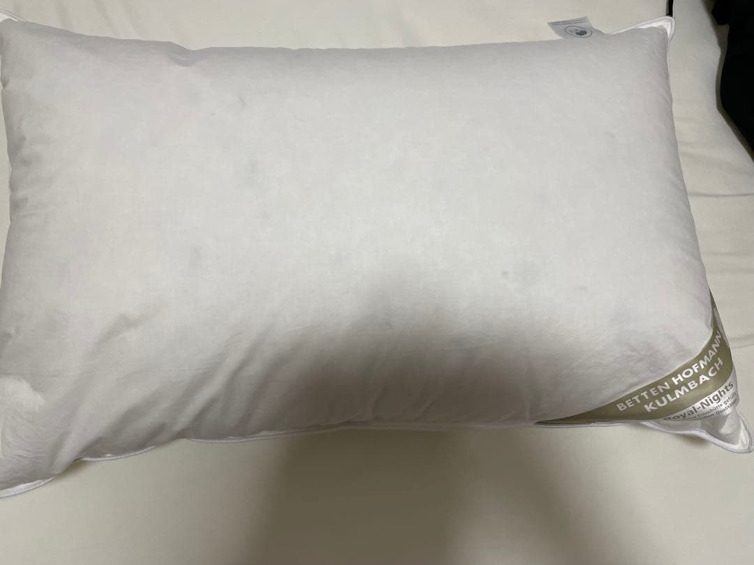 専用です 正規品　本場ヨーロッパの高級ホテル仕様Betten Hofmann Amazon｜Betten Hofmann ドイツ製洗える安眠高級枕 75x50cm ヨーロッパ