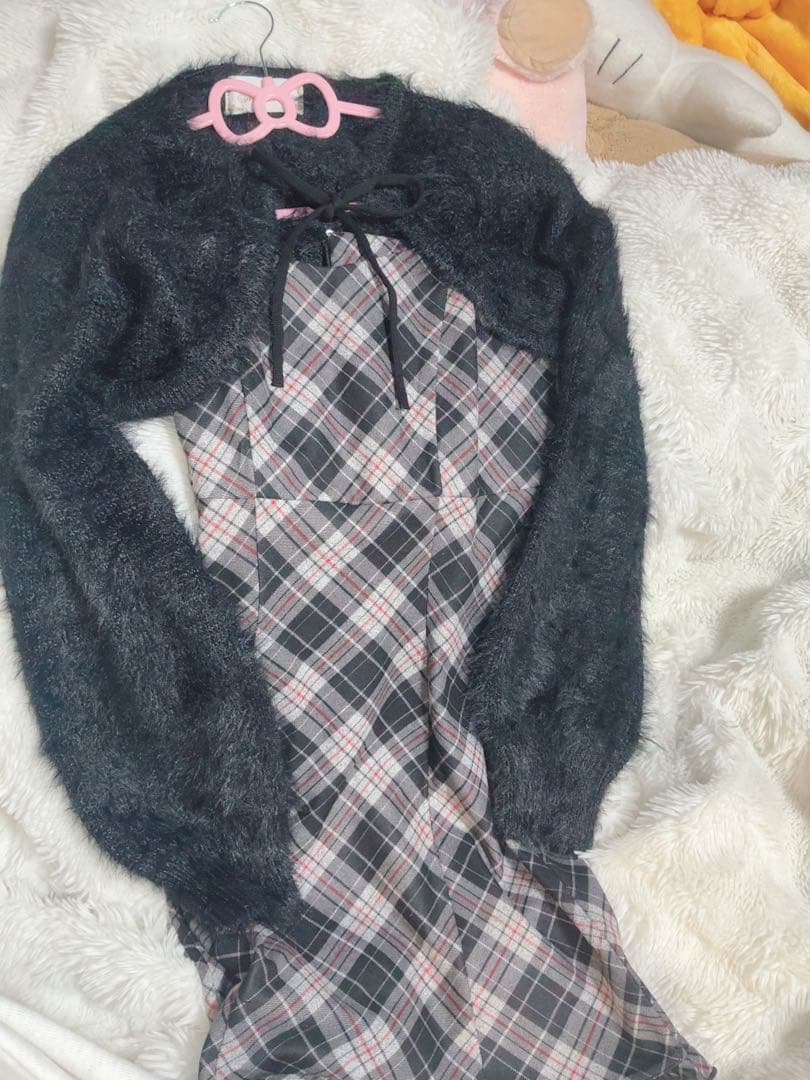 ミシェルマカロン ♡シャギーボレロsetチェックワンピ♡ 🖤シャギーボレロsetチェックワンピ🖤 ふわもこシャギーとフリル裾で