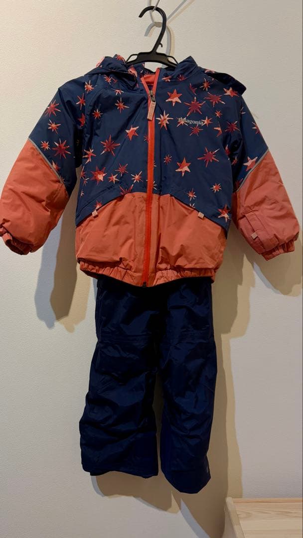 Patagonia 子ども用スノーウェア ネイビー/オレンジ 楽天市場】ウエア オレンジ（キッズ・ジュニア用ウェア｜スキー用
