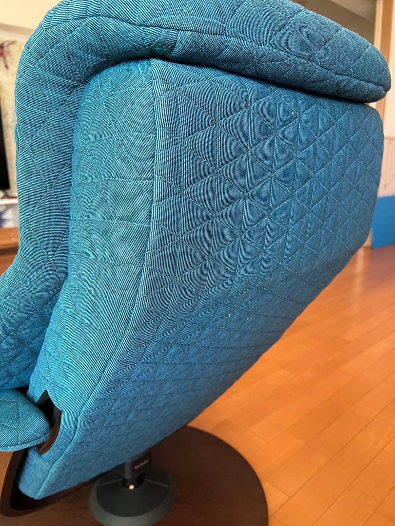 カリモク ザ ファースト オットマン付 直接手渡しのみ 引き取りに