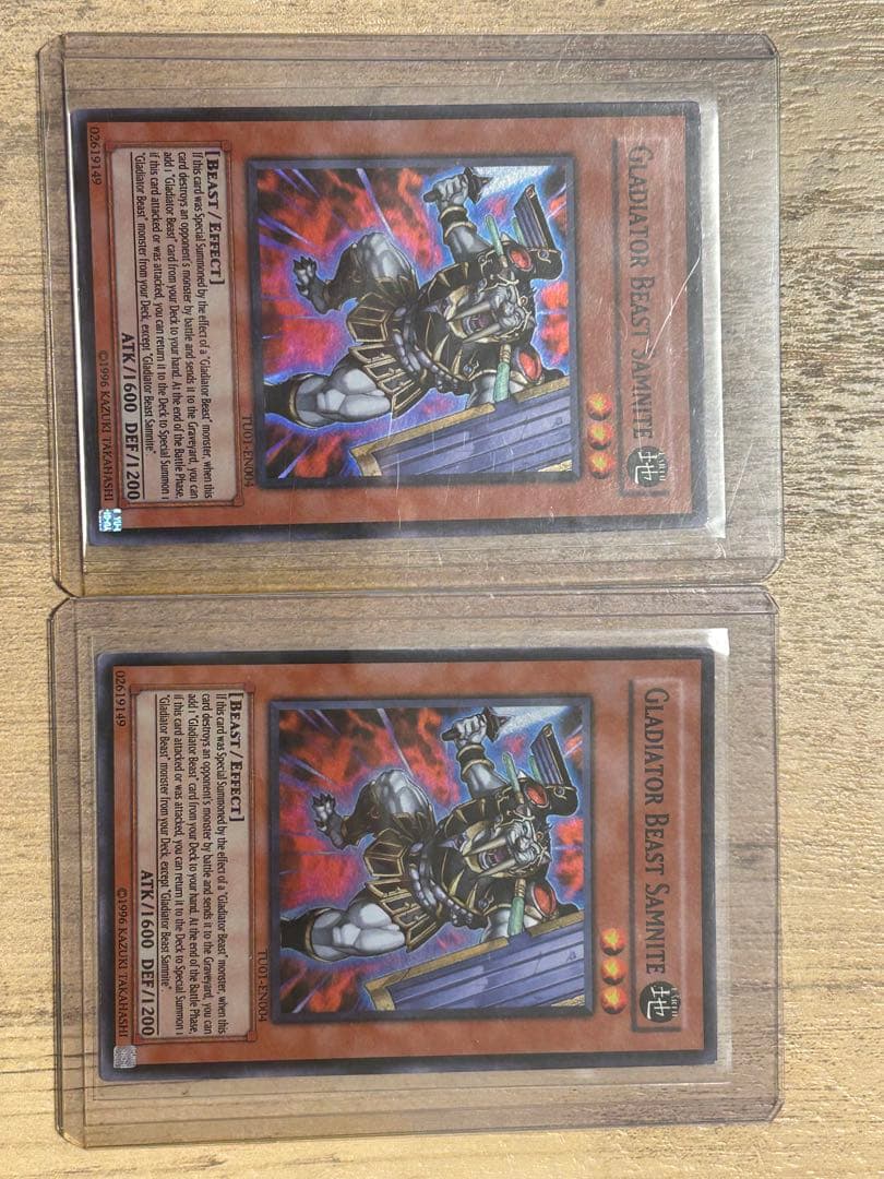 剣闘獣サムニテ　英語　スーパー　TU01 2枚 Amazon.co.jp: 遊戯王 CRMS-JP027-N 《剣闘獣サムニテ》 Normal : ホビー