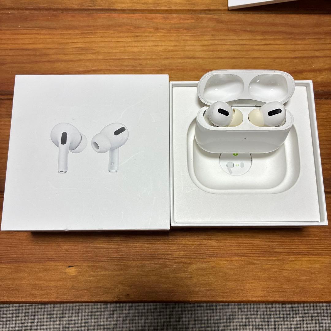 パ*ん様 AirPodsPro Apple AirPods Pro(2G)(Lightningケース付) [MQD83J/A] AB+ランク 中古