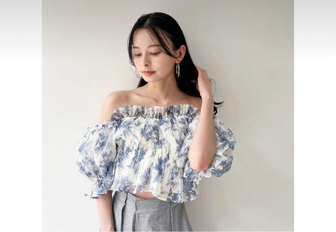 snidel ギャザーオフショルブラウス 25ss SNIDEL / スナイデル同型 Sustainableギャザーオフショルブラウス