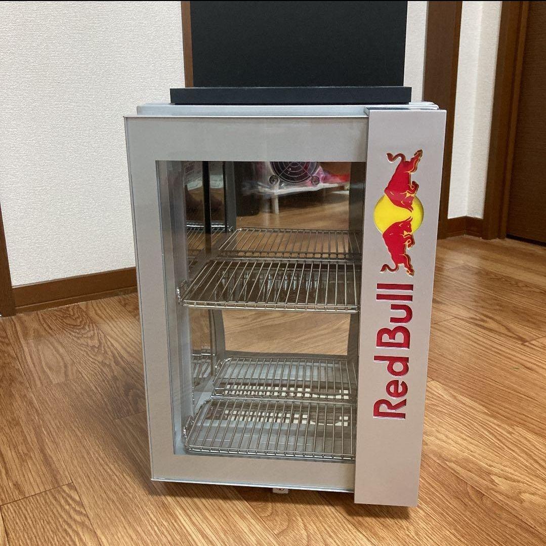 Red Bullレッドブル小型冷蔵庫 限定非売品 未使用に近い Abby様 新品未使用 レッドブル 小型冷蔵庫 冷蔵庫 Red Bull RedBull