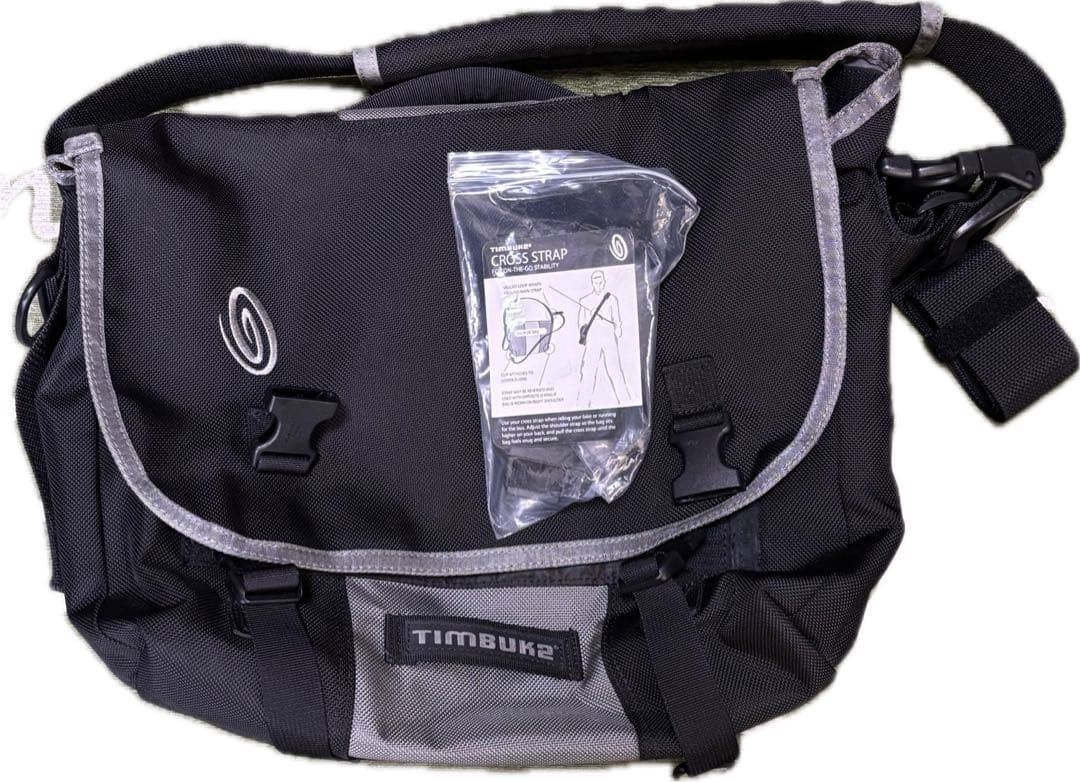 90s timbuk2 メッセンジャーバッグ　ブラック　テック系 古着 ティンバックツー TIMBUK2 メッセンジャーバッグ /gaa006654
