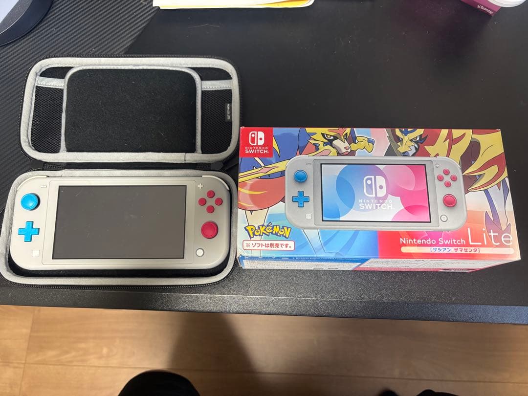 Switchライト　POKEMONバージョン