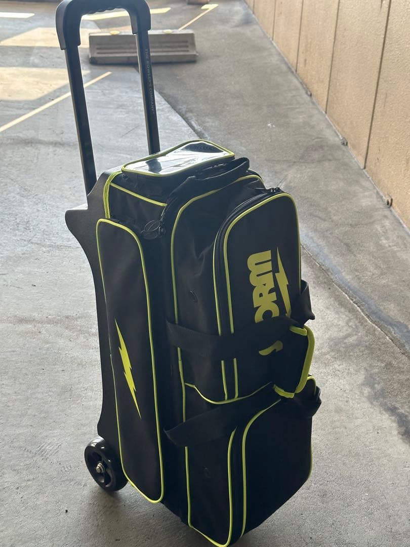 ヤミカラス　STORM ボウリング 3ボールバッグ ブラック&ライム ヤミカラス様専用 STORM ボウリング 3ボールバッグ ブラック&ライム