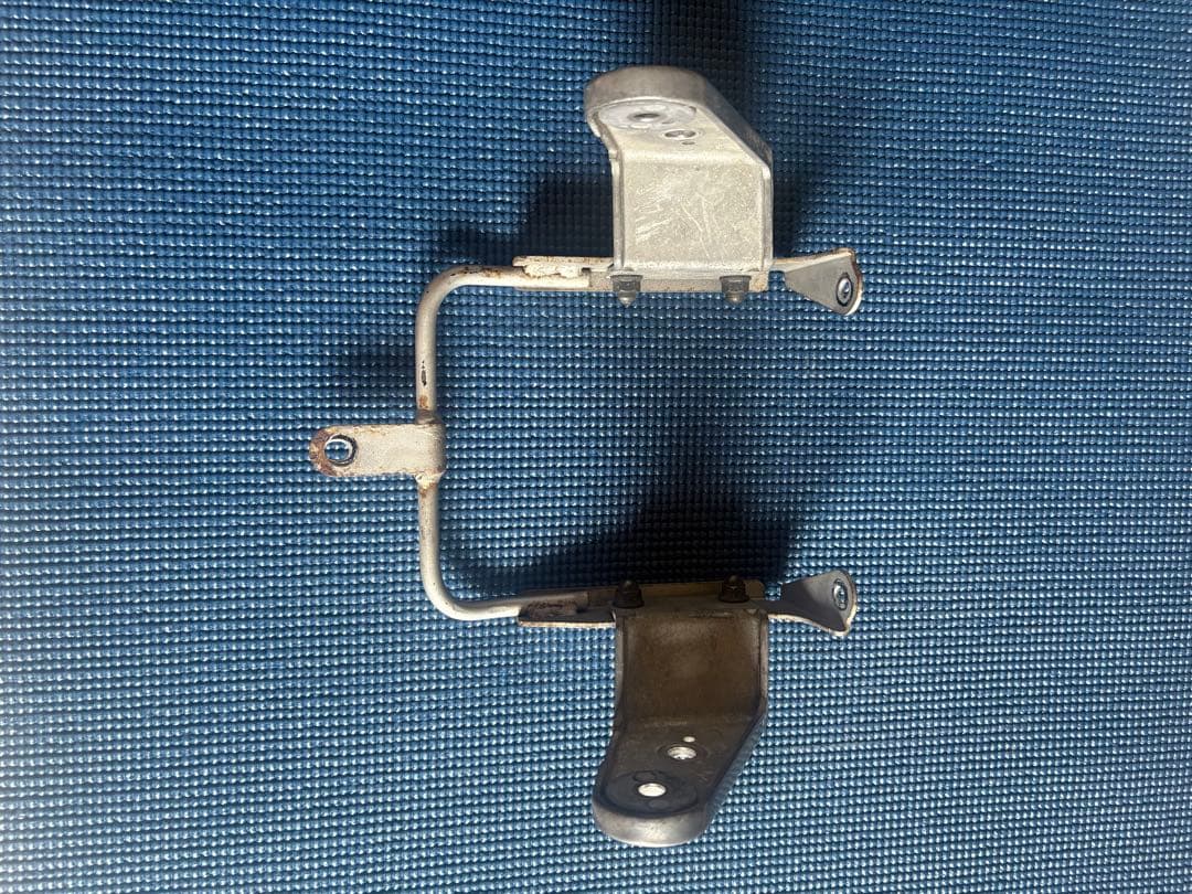 ゼファー400 ライトステー ゼファー400 純正 ヘッドライトステー （右）