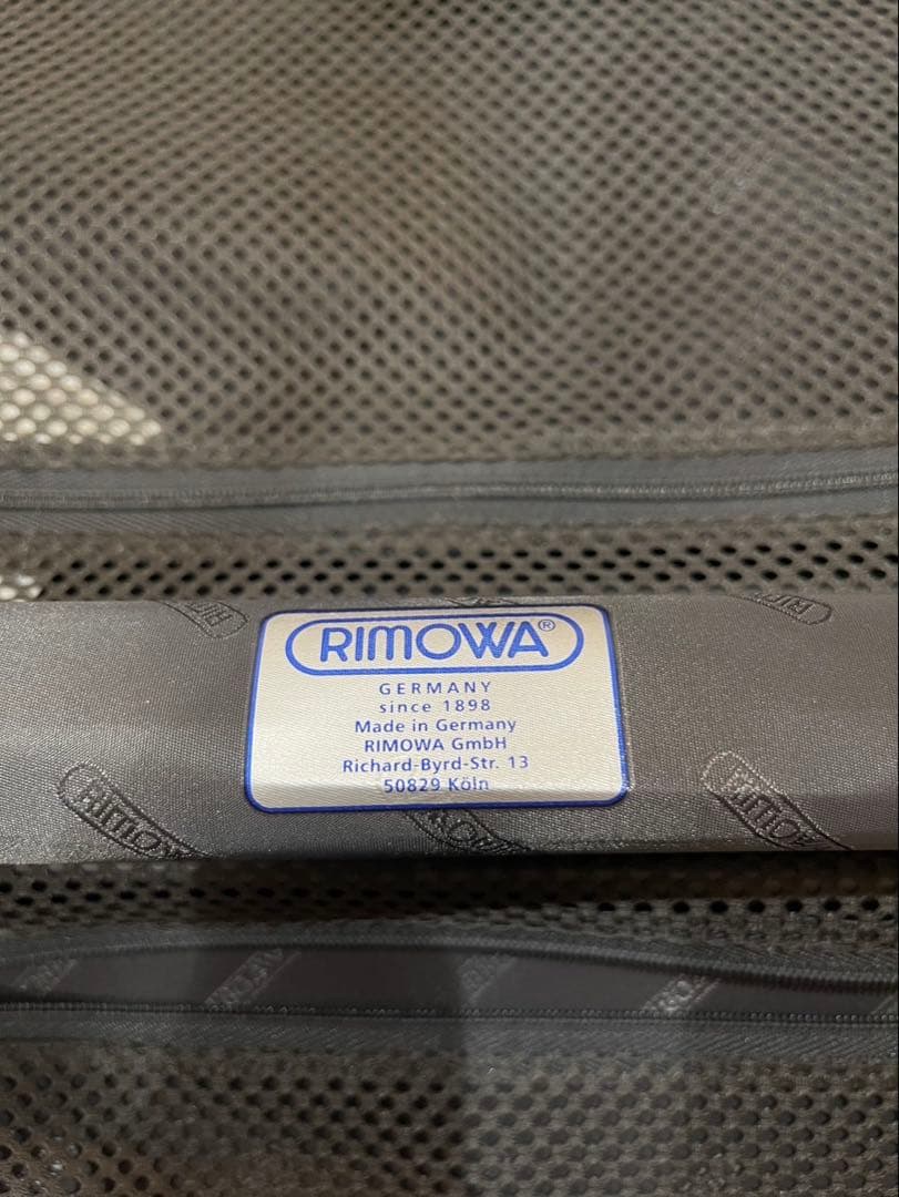 RIMOWA リモワ トパーズ ステルス 32L 機内持ち込 可能 使用1回 - メルカリ