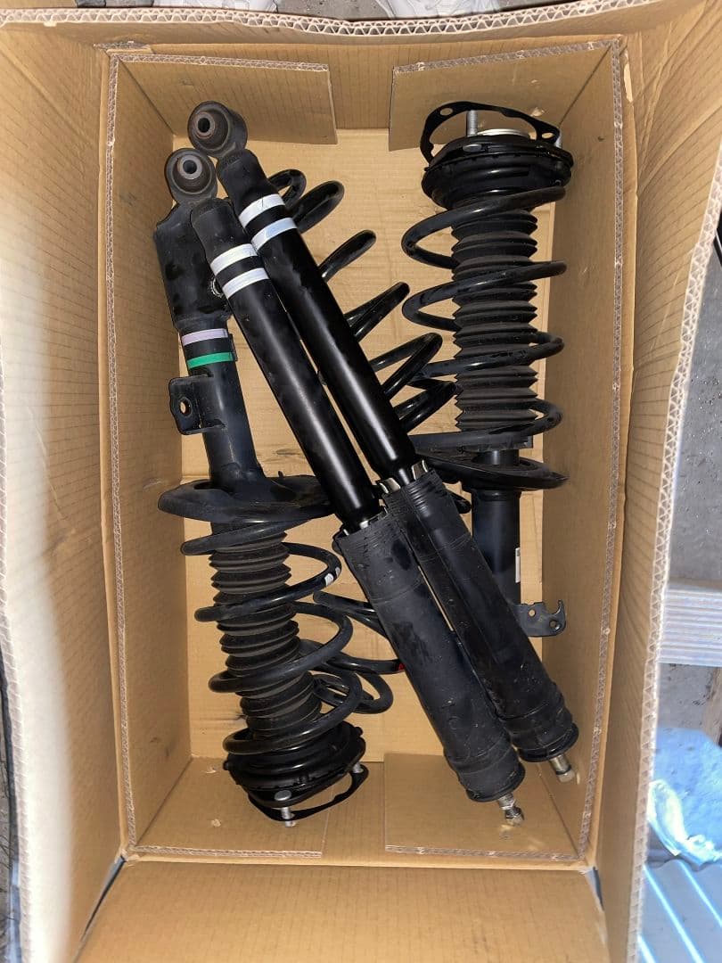 80ヴォクシー 純正サスペンション 美品 2026年最新】Yahoo!オークション -voxy 80 純正 サスペンション