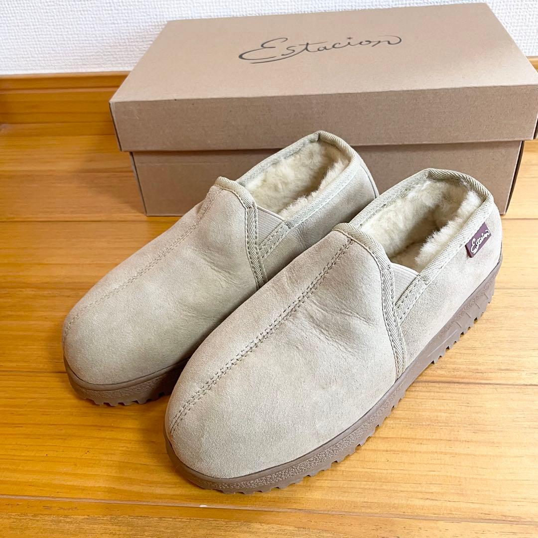 【新品】エスタシオン リアル ムートン スリッポン ベージュ ふかふか 軽量